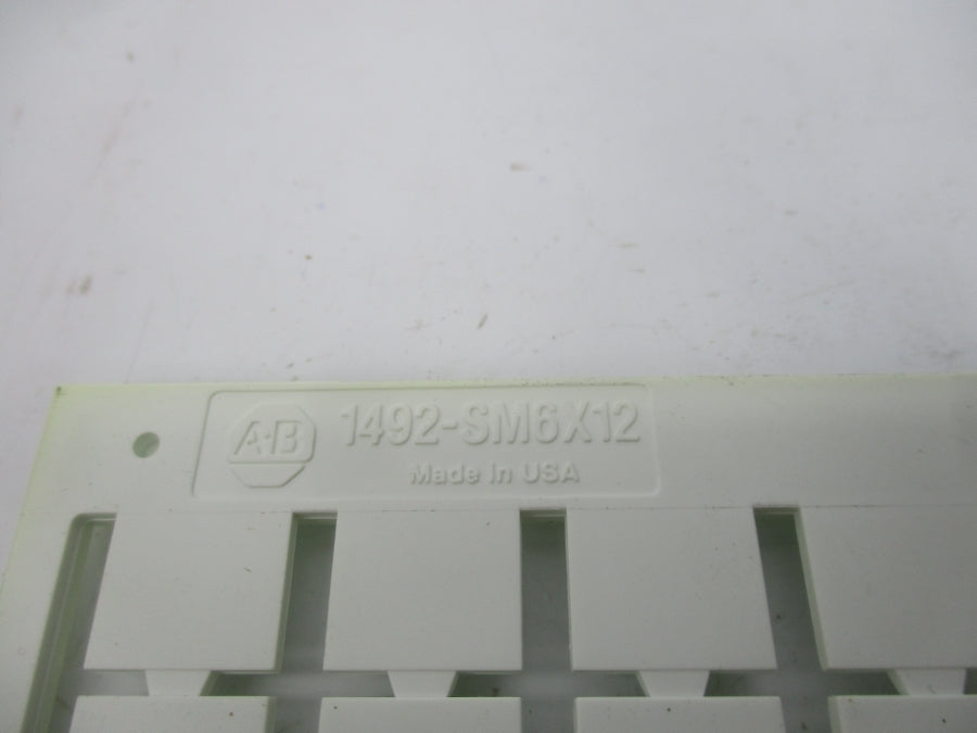 ALLEN BRADLEY 1492-SM6X12 SER. B (PKG OF 5) (GY/BL) NSMP