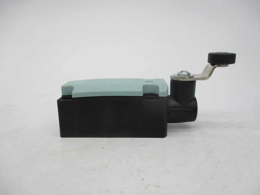SIEMENS 3SE5132-0CJ01 230V 3A NSMP