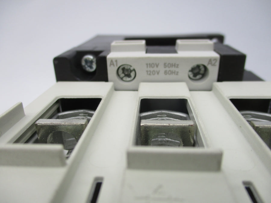 SIEMENS 3RT1044-1AK60 110/120V NSMP