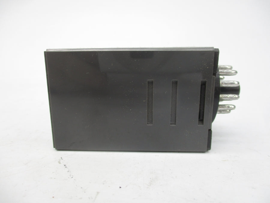 IDEC GT3D-4AD24 24VAC/DC NSMP