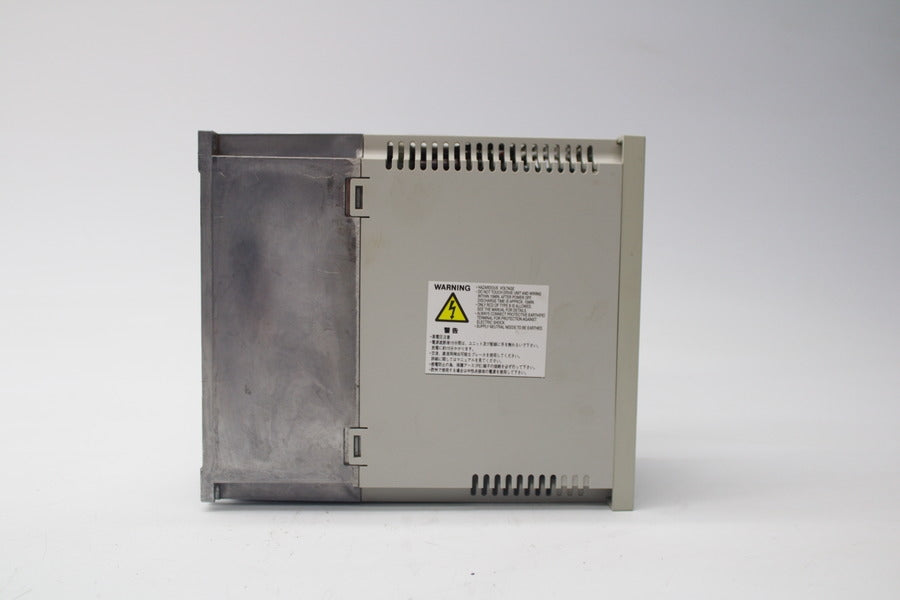 MITSUBISHI MR-J2-200CT 200-230V 10.5-0.3A (MISSING COVER) UNMP