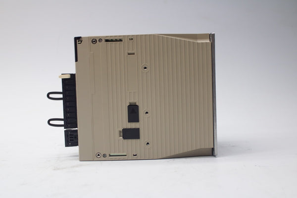 YASKAWA ELECTRIC SGDV-1R9D01A 380-480V 1.2A NSMP