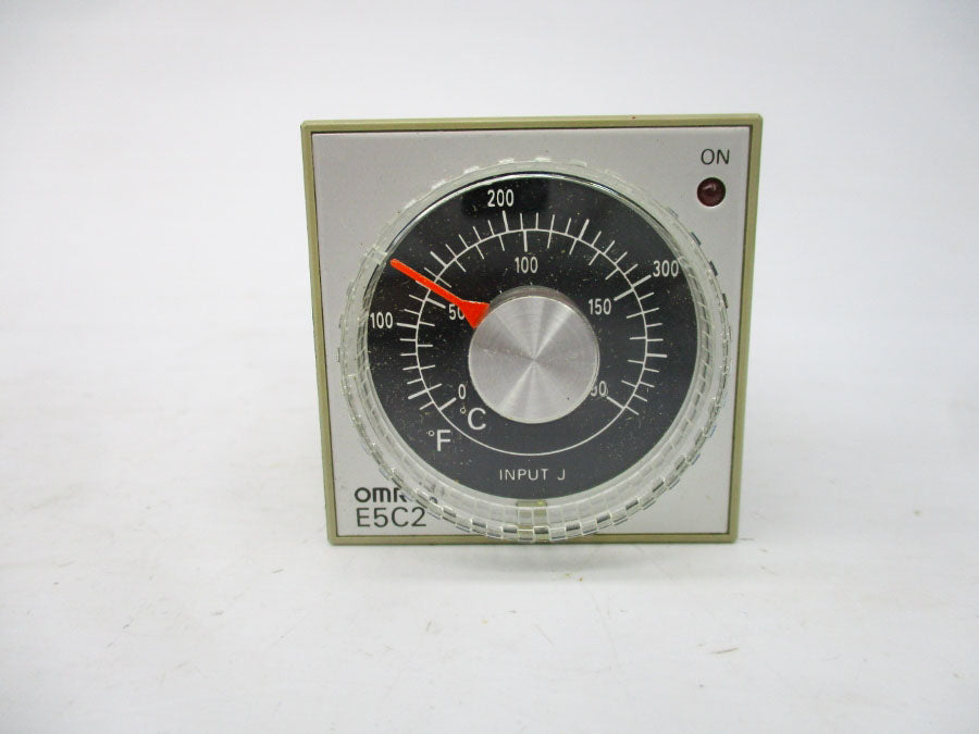 OMRON E5C2-R20J 100-120VAC 32-392'F NSMP