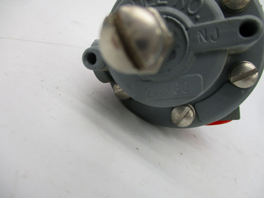 MOORE PRODUCTS 91F-60 NSMP