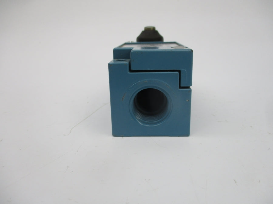 MICRO SWITCH LSE1A 600VAC 10A NSNP
