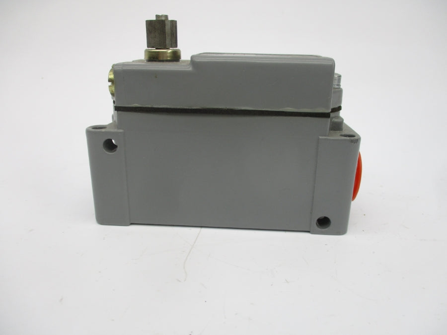 SQUARE D 9007AW16 SER. C 115-600VAC 15-5A NSNP