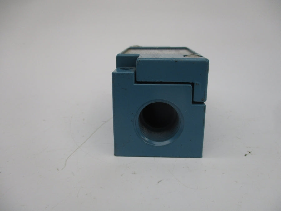 MICRO SWITCH LSC1A 600VAC 10A NSNP