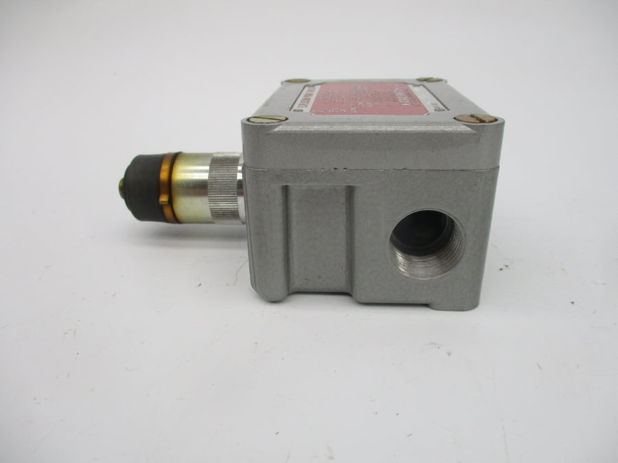 MICRO SWITCH EX-N15 125-480VAC 10A (GY) NSNP