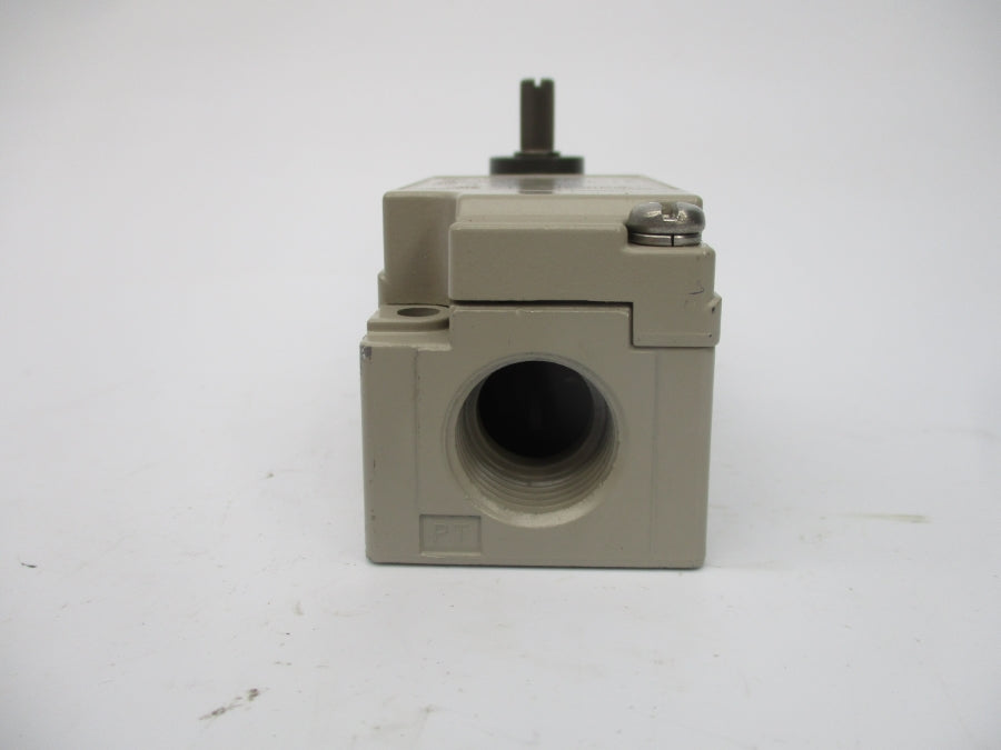 OMRON D4A-1101N 125VAC 2A NSNP