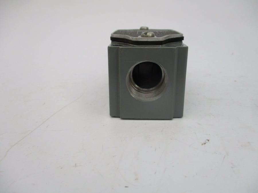 INDUSTRIAL SPARE PART 802T-B SER. D 120-600VAC UNMP