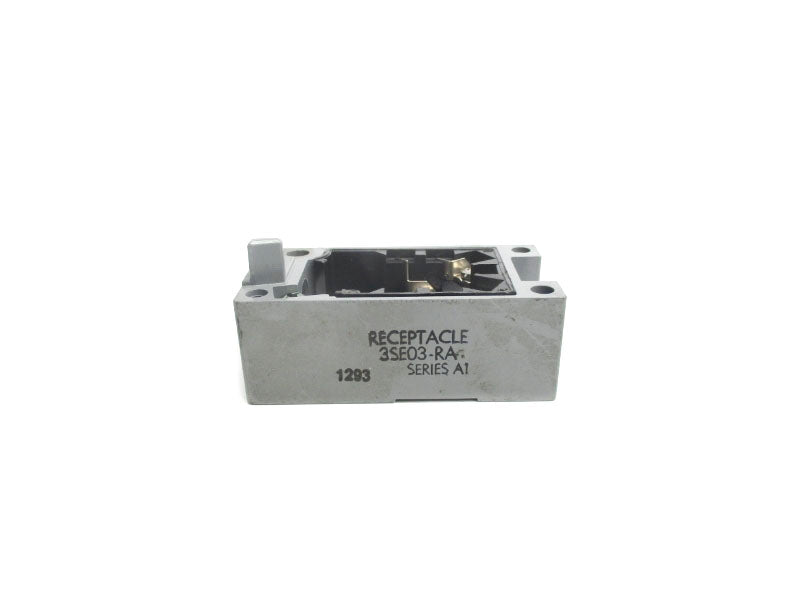 RECEPTACLE 3SE03-RA SER. A1 NSNP