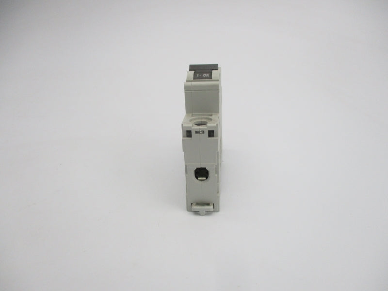 SCHNEIDER ELECTRIC 24889 430/400V 6A UNMP