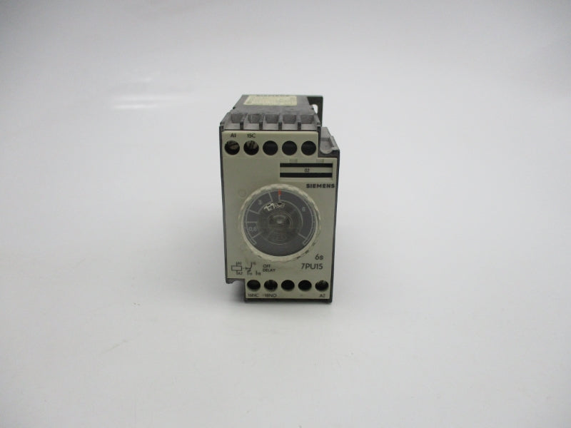 SIEMENS 7PU1540-1AK20 120-127VAC 3A 6S UNMP
