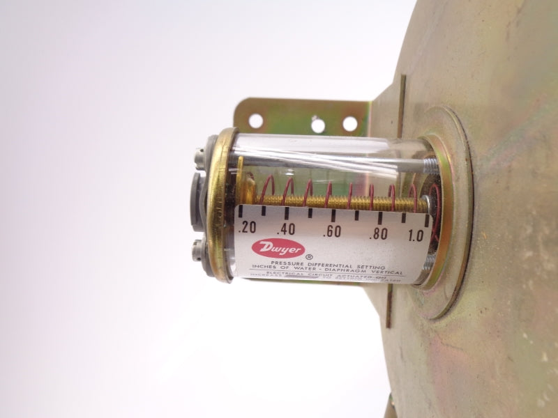 DWYER 1638-1 480VAC 15A 25PSI NSMP