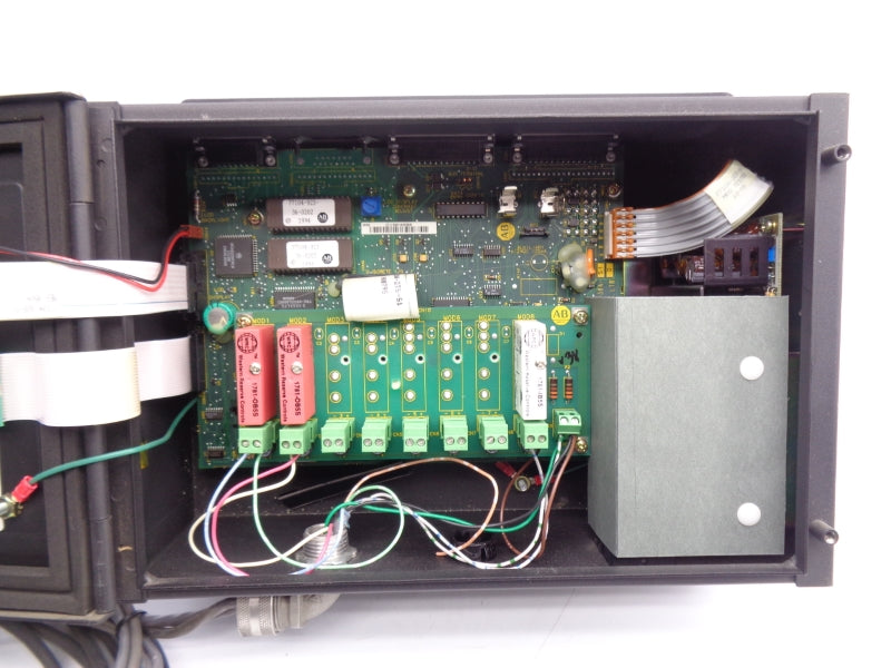 ALLEN BRADLEY 2755-DS1A-B2-R1 SER. B 240VAC UNMP