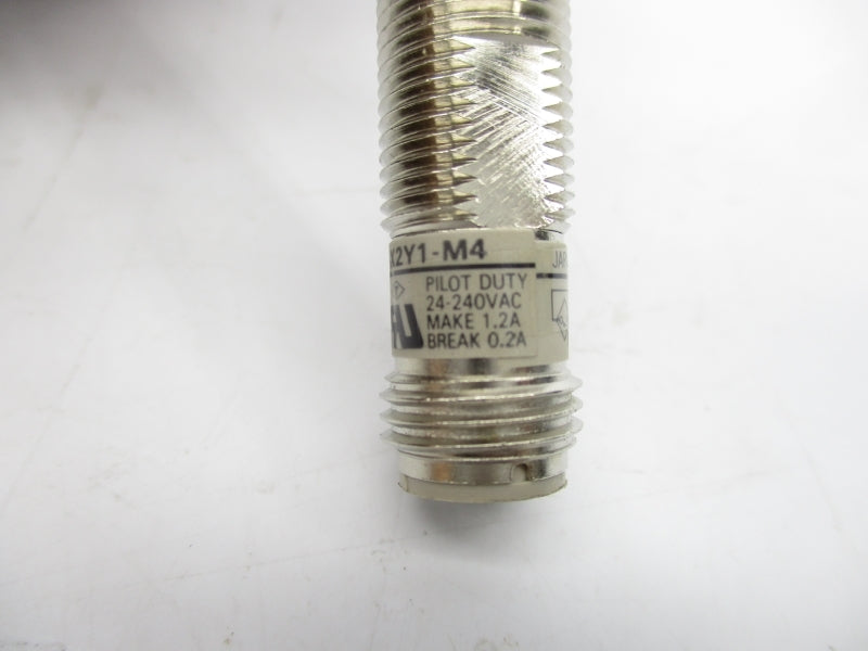 OMRON E2E2-X2Y1-M4 24-240VAC 1.2A NSNP