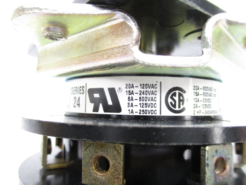 ELECTROSWITCH 24303B-S 600VAC 6A NSMP