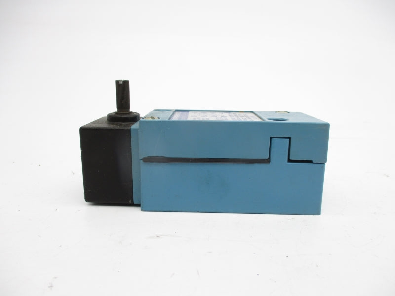 MICRO SWITCH LSR2B 600VAC 10A NSNP