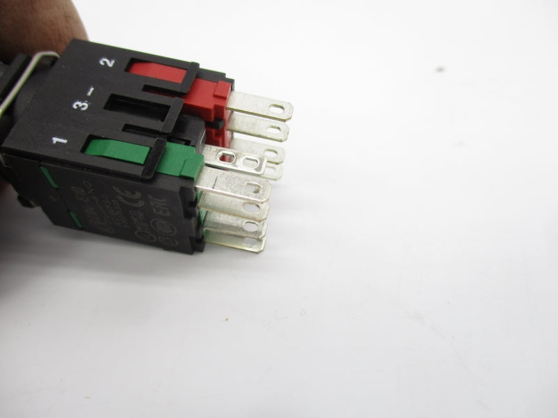 SCHNEIDER ELECTRIC XB6AE1B5B NSMP
