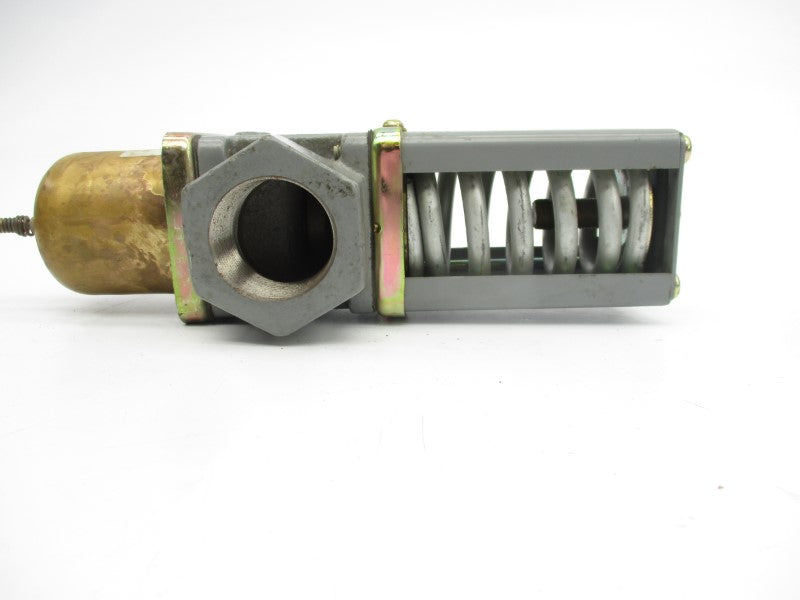 JOHNSON CONTROLS V46AE-1 1-1/4" UNMP