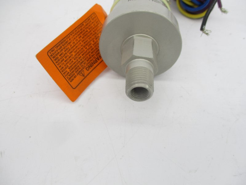 CUSTOM CONTROL SENSORS 611GM8001 125/250VAC 11A 500PSI NSMP