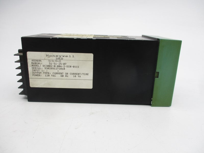 HONEYWELL DC3002-0-20A-2-00-0111 (AS PICTURED) UNMP