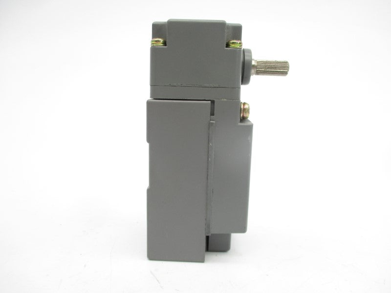 CUTLER HAMMER E50SA SER. A2 240V 3A NSNP