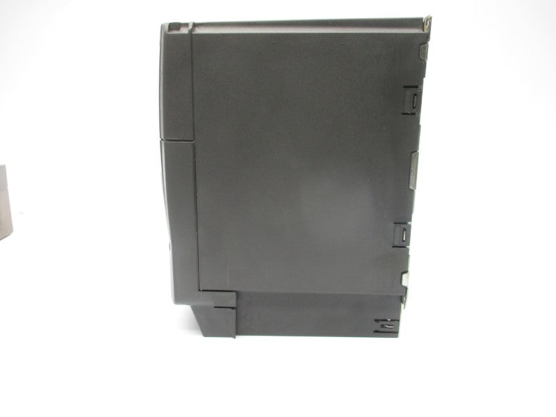 SIEMENS 6SE6440-2UE22-2CA1 500-600V 4.4A UNMP