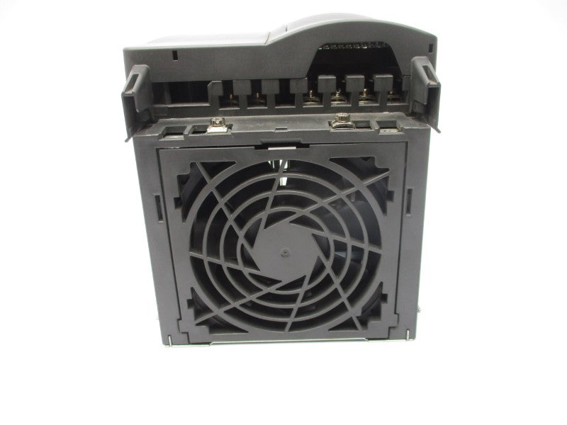 SIEMENS 6SE6440-2UE22-2CA1 500-600V 4.4A UNMP