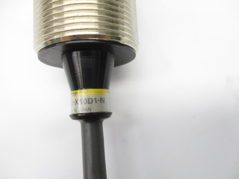 OMRON E2E-X10D1-N 12-24VDC NSNP
