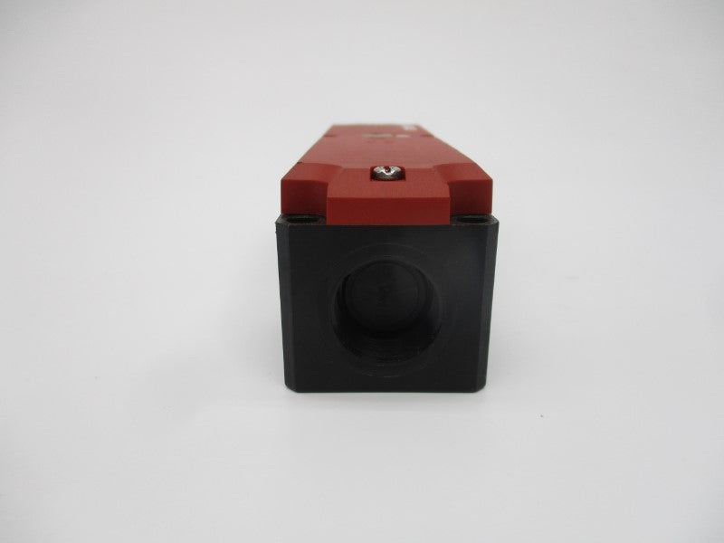 EUCHNER STP4A-4141A024MC2363 230VAC 4A NSNP