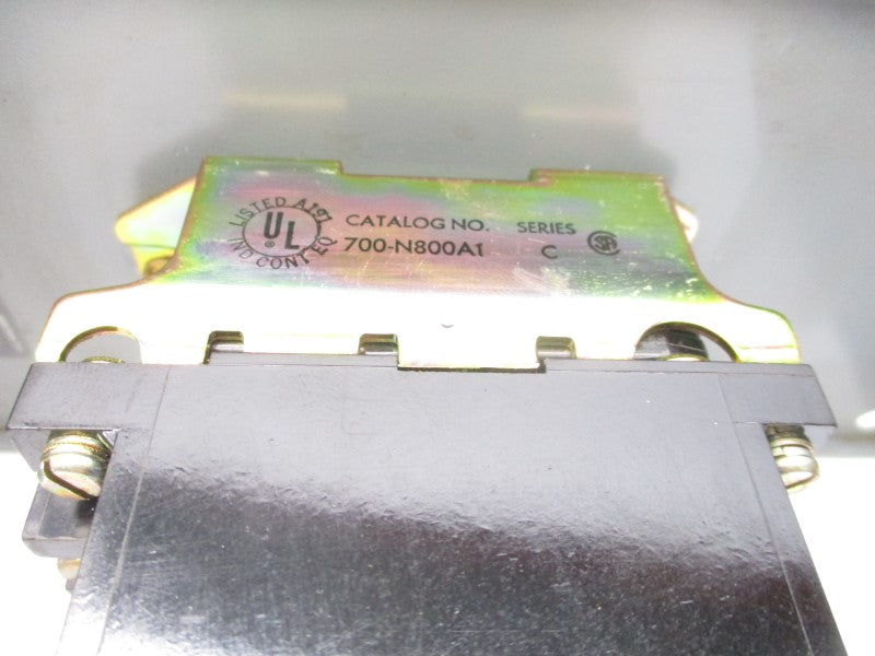ALLEN BRADLEY 700-N801A1 SER. B 110/120V NSNP