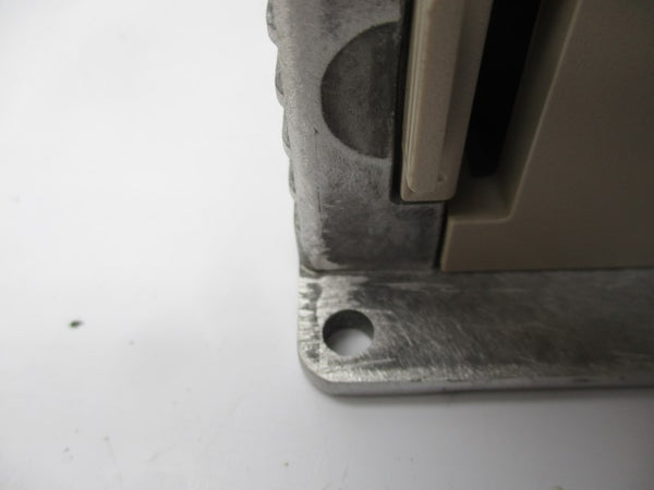 YASKAWA CIMR-AU4A0011FAA NSMP