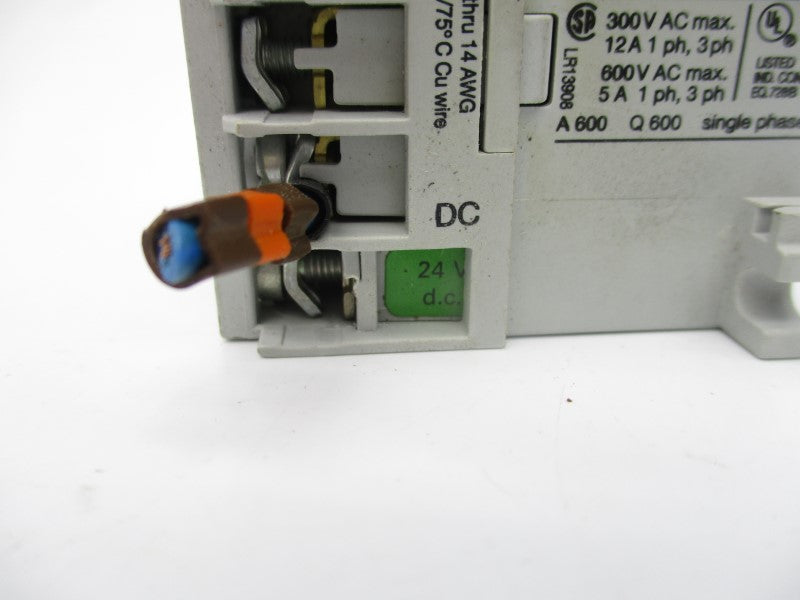 ALLEN BRADLEY 700DC-M400J 24VDC UNMP
