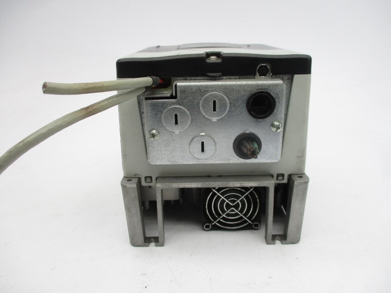 ALLEN BRADLEY 20AE3P9A0AYNNNNN SER. A F/W 2.002 432-660VAC 4.4A UNMP