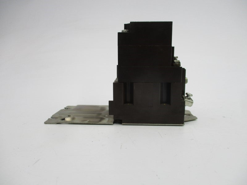 CUTLER HAMMER A10CN0 SER. A1 110/120V 27A (AS PICTURED) UNMP