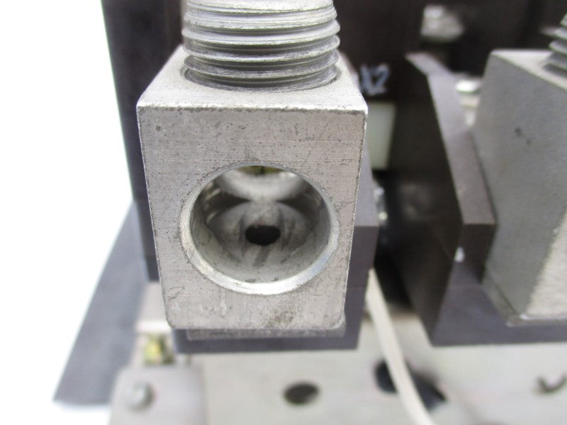 CUTLER HAMMER A11FNO SER. B1 110/120V 135A UNMP
