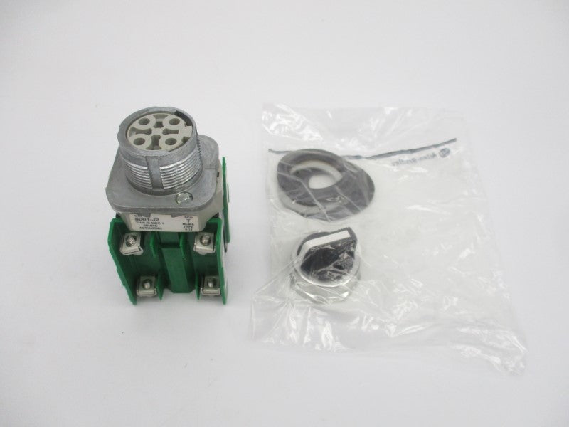 ALLEN BRADLEY 800T-J2BP SER. T (WH) NSMP