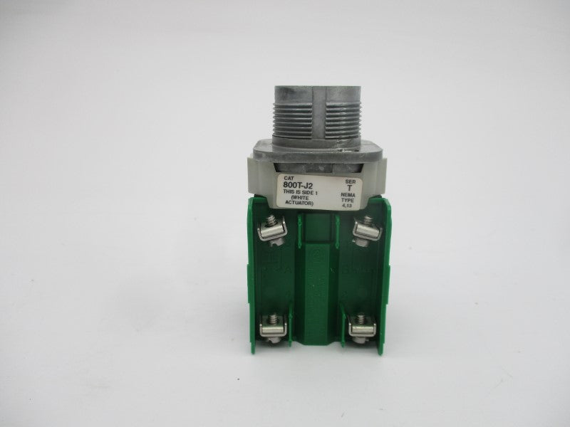 ALLEN BRADLEY 800T-J2BP SER. T (WH) NSMP