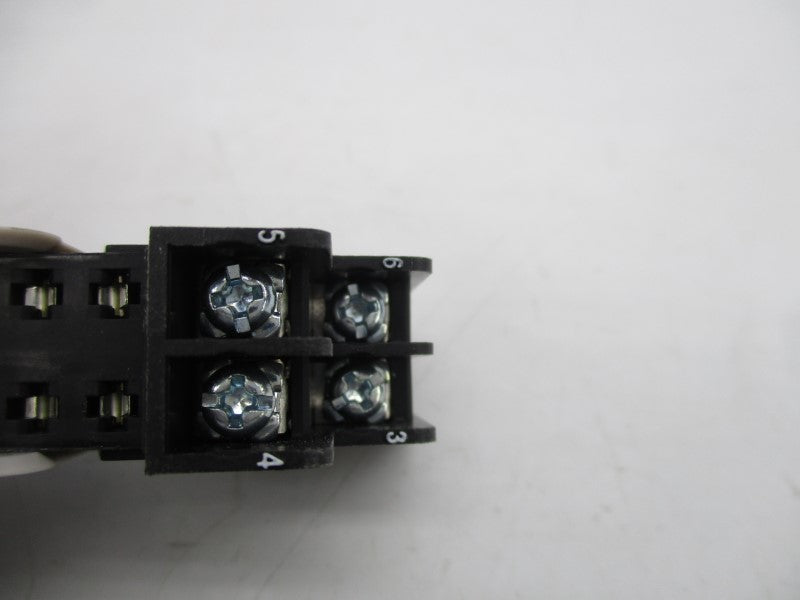 IDEC SJ2S-05BW 250V 8A NSNP