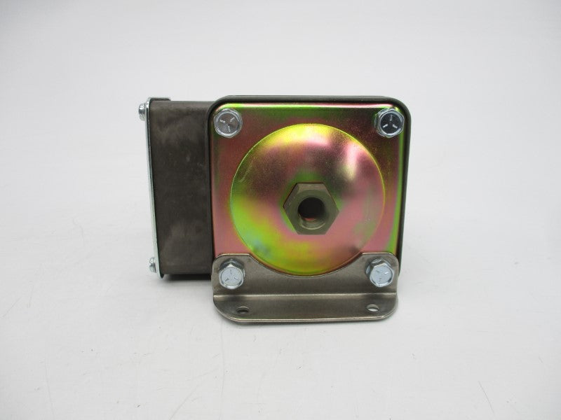 BARKSDALE D2T-M150SS 600V 300PSI NSMP