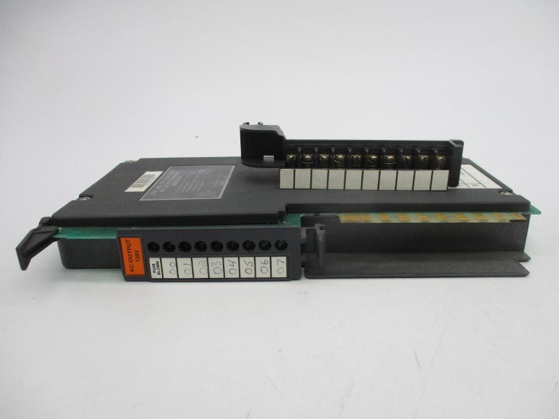 ALLEN BRADLEY 1771-OA SER. B 120VAC UNMP