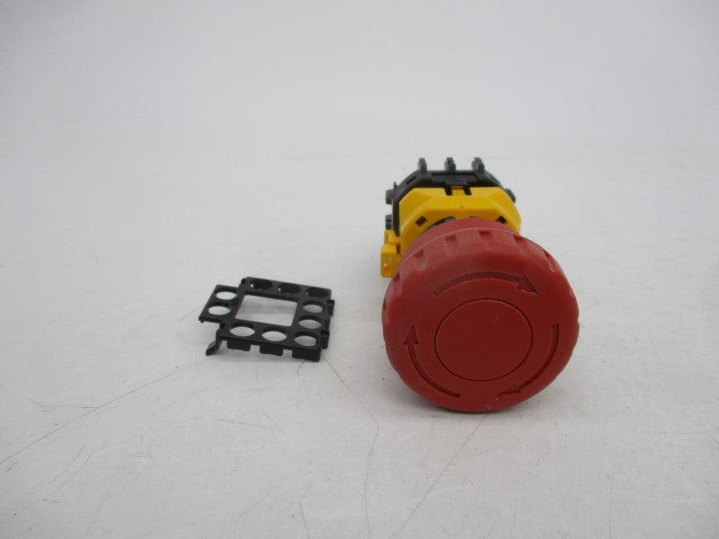 IDEC XW1E-BV422MR 250VAC 1.5A NSMP