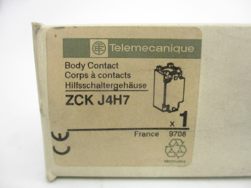 TELEMECANIQUE ZCKJ4H7 240V 3A NSMP