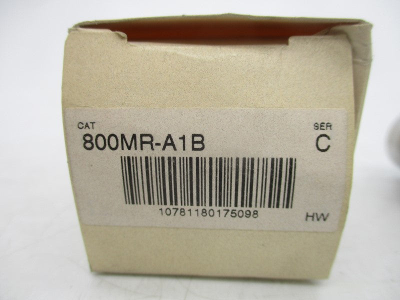 ALLEN BRADLEY 800MR-A1B SER. C 300VAC (WH) NSMP
