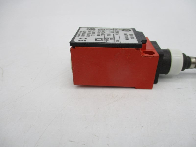 ALLEN BRADLEY 802A-A29P3-S9 SER. A 300VAC 6A (BK/YL) NSMP