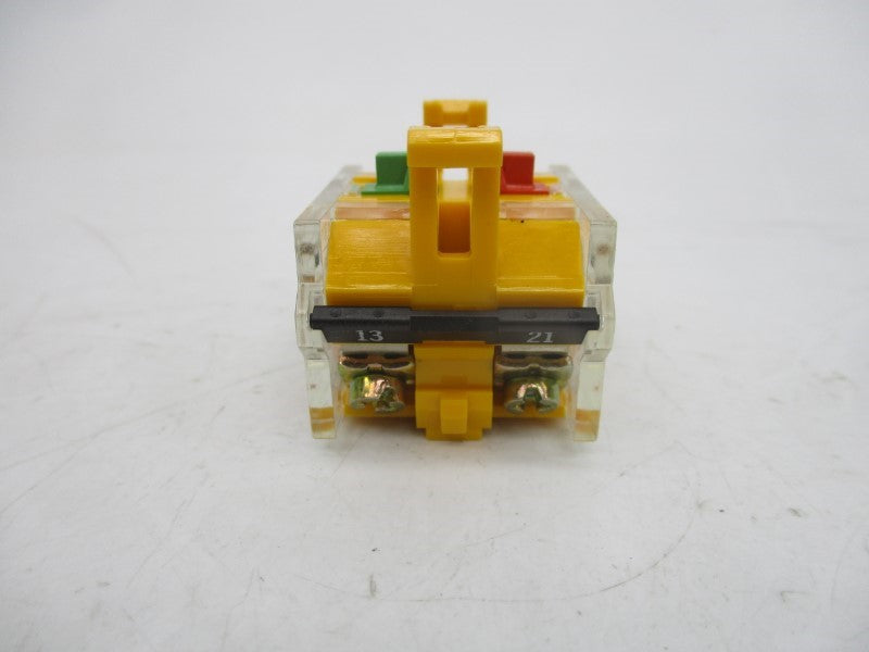 EAO 7049015 600VAC NSNP