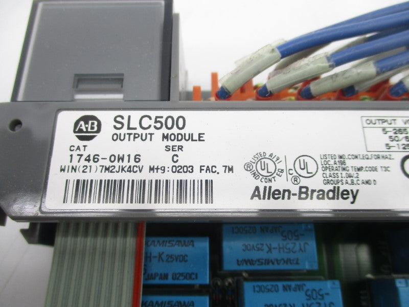 ALLEN BRADLEY 1746-OW16 SER. C 120/240VAC 15/7.5A (NO DOOR) UNMP