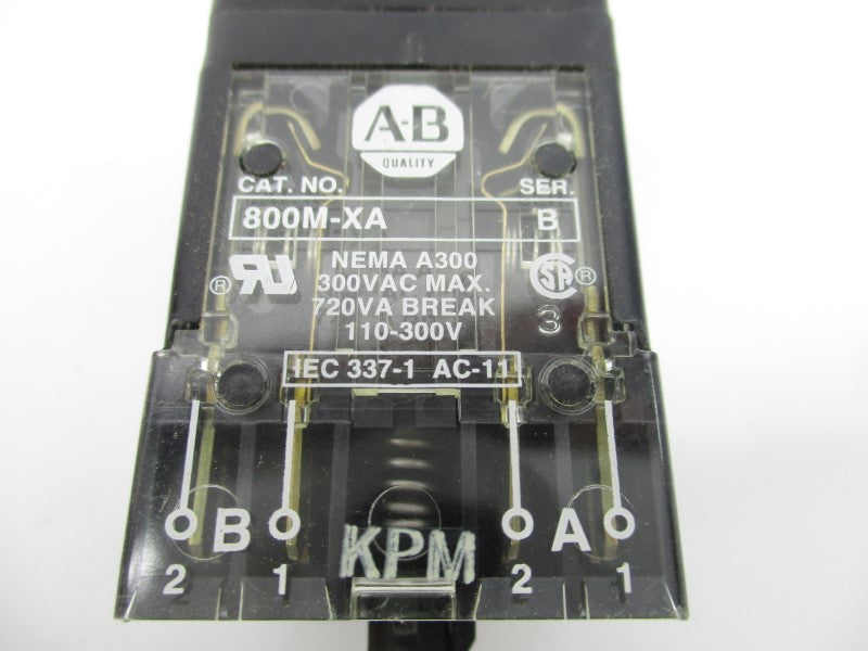 ALLEN BRADLEY 800MR-HH2BLA SER. C 300VAC (BK/YL) NSMP
