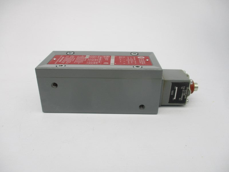 ALLEN BRADLEY 802X-B7 SER. B 600VAC NSNP